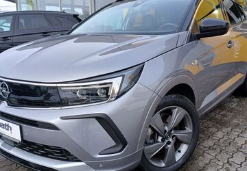 Opel Grandland (X) 40.850 km 22.900 &euro; Werdau 08412
