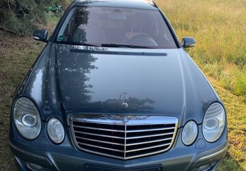 Mercedes-Benz E 220 344.444 km 8.900 &euro; Zeitz 06712