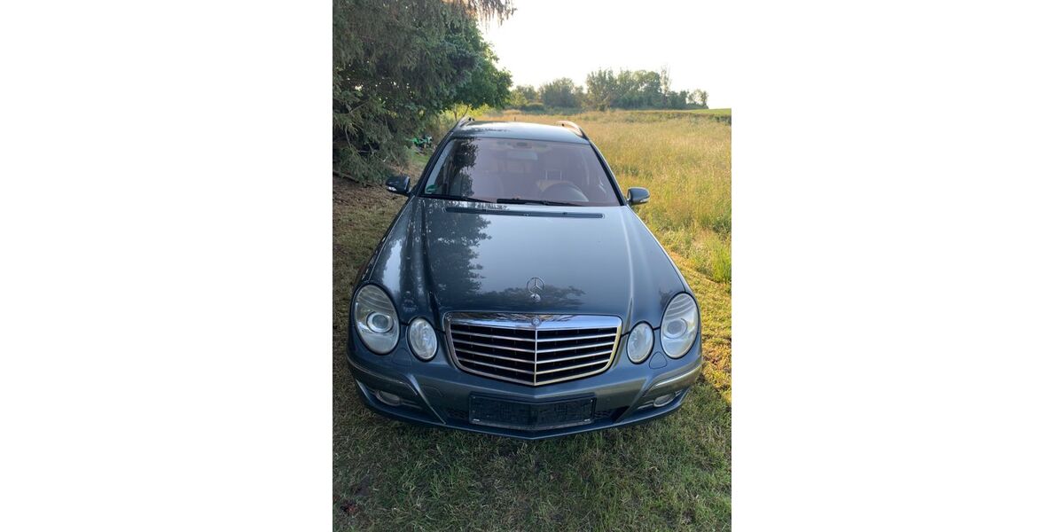 Mercedes-Benz E 220 344.444 km 8.900 &euro; Zeitz 06712