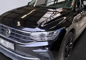 VW Tiguan 107.126 km 28.429 &euro; Weida 07570