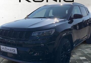 Jeep Compass 18.167 km 27.996 &euro; Gera 07552