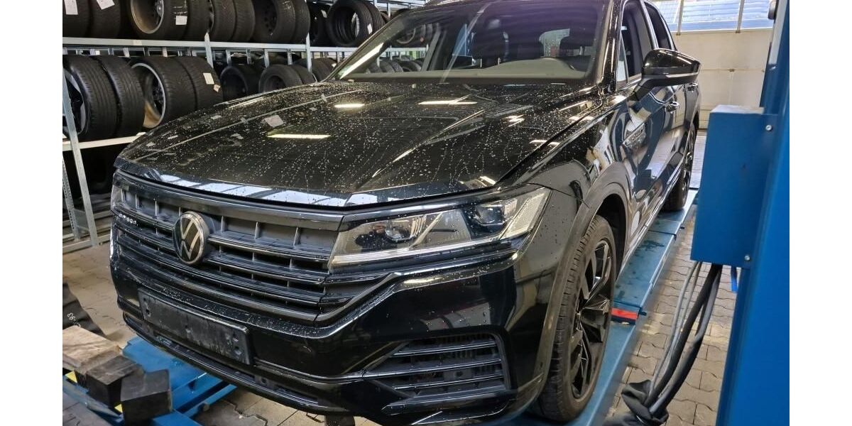 VW Touareg 48.648 km 47.321 &euro; Gera 07546