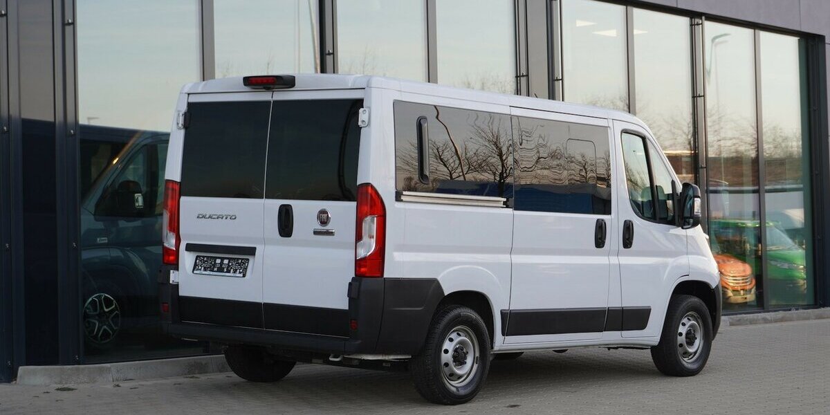 Fiat Ducato Kombi L1H1 140 / 9-Sitzer / Klima hinten 60.032 km 25.942 &euro; Münchenbernsdorf 07589