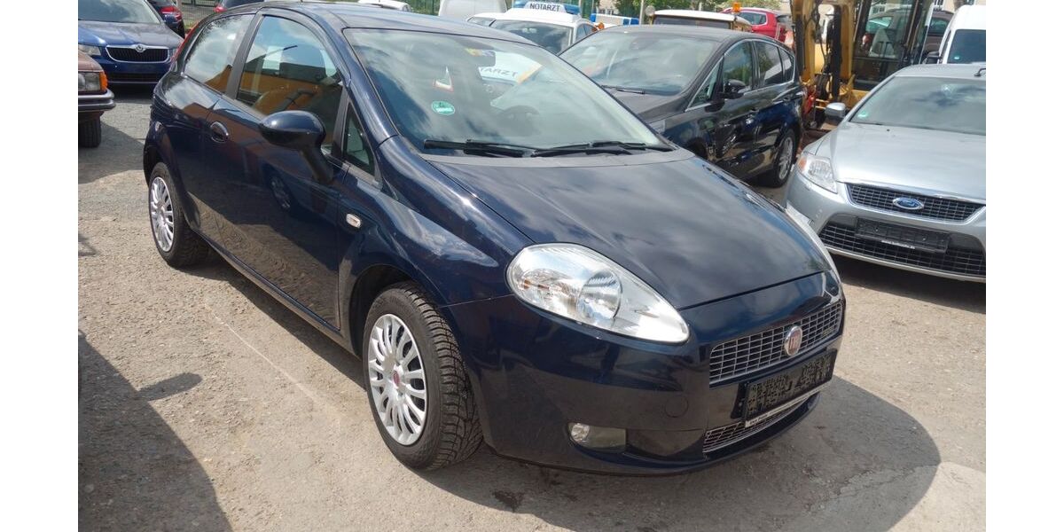 Fiat Grande Punto 156.600 km 2.499 &euro; Ronneburg 07580