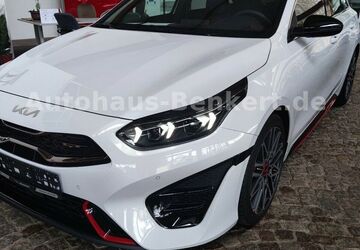 Kia pro ceed / ProCeed 69.000 km 25.390 &euro; Altenburg 04600