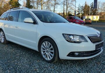 Skoda Superb 148.589 km 9.800 &euro; Hermsdorf/Schleifreisen 07629