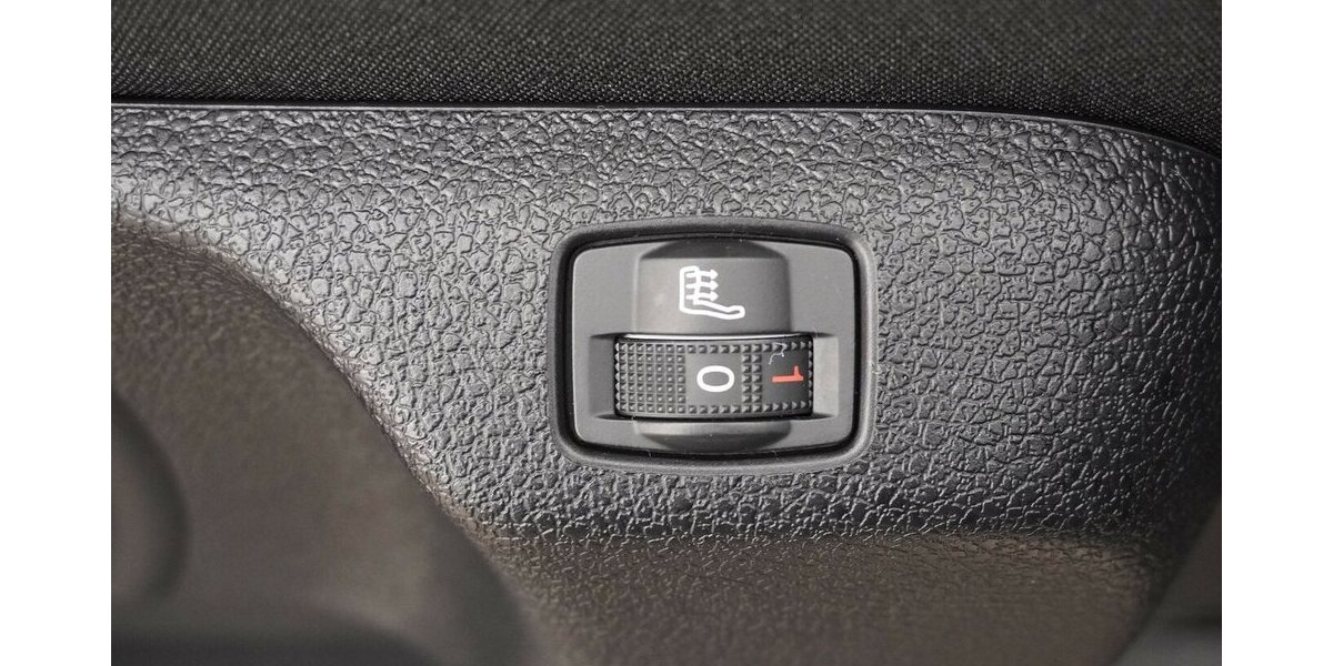 Fiat Scudo MultiCab L2 145 / Sitzheizung + Navi 48.952 km 27.965 &euro; Münchenbernsdorf 07589