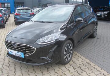 Ford Fiesta 9.800 km 19.890 &euro; Schmölln 04626